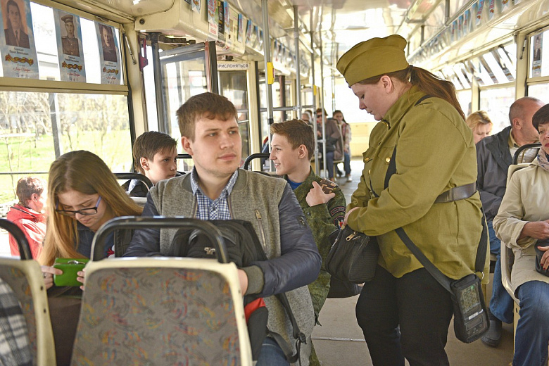 В честь Дня Победы в Ярославле запустили тематический трамвай