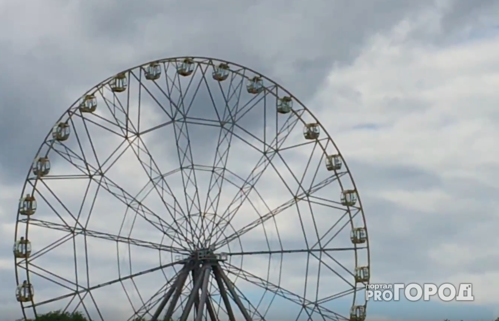 В Ярославле запустили новое колесо обозрения: видео