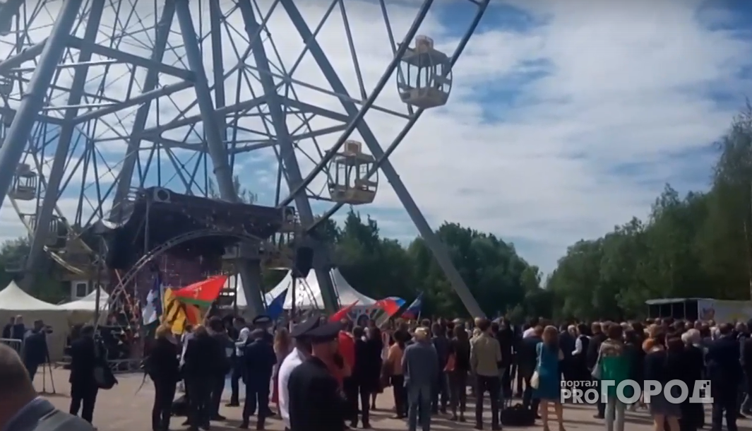 В Ярославле протестировали колесо обозрения: видео из кабинки