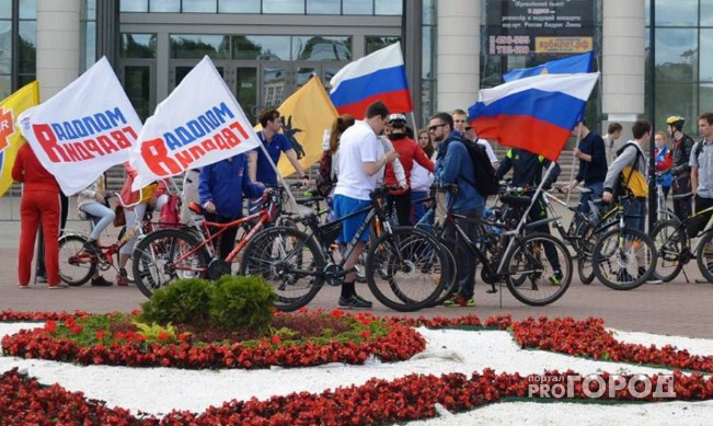 Экстремальное вело-шоу и выставка ретро-автомобилей: как в Ярославле отметят День России