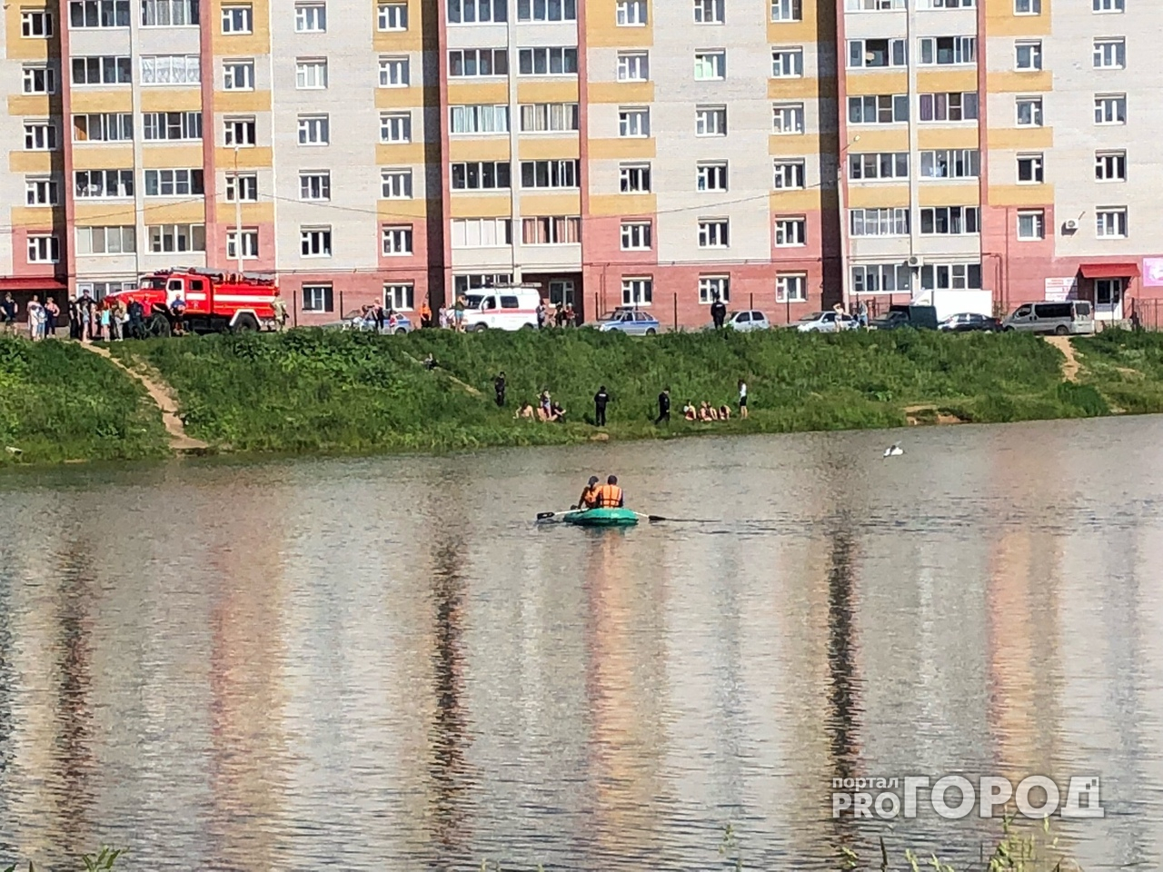 ЧП в Заволжском районе Ярославля: спасатели ищут тело мужчины
