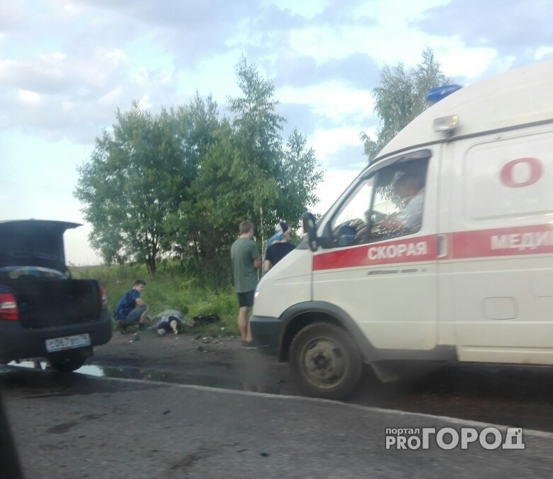 В ДТП под Ярославлем пострадали шесть человек: двое детей попали в больницу