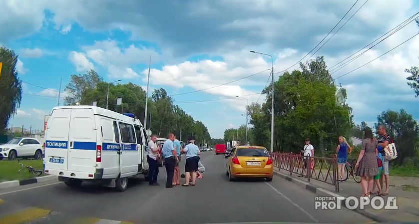 Люди хватались за головы, увидев лужи крови: эксклюзивное видео аварии со сбитым ребенком на велосипеде