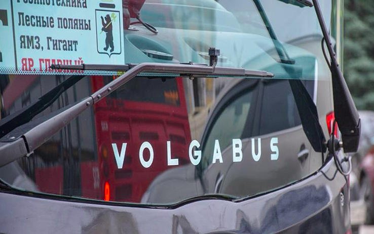 Люди заходят нерешительно: в Ярославле запустили ультрасовременный электробус. Фото