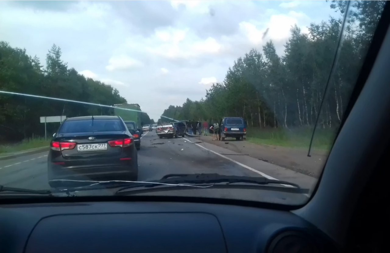 Под Ярославлем пьяный водитель устроил смертельное ДТП: погибла девушка