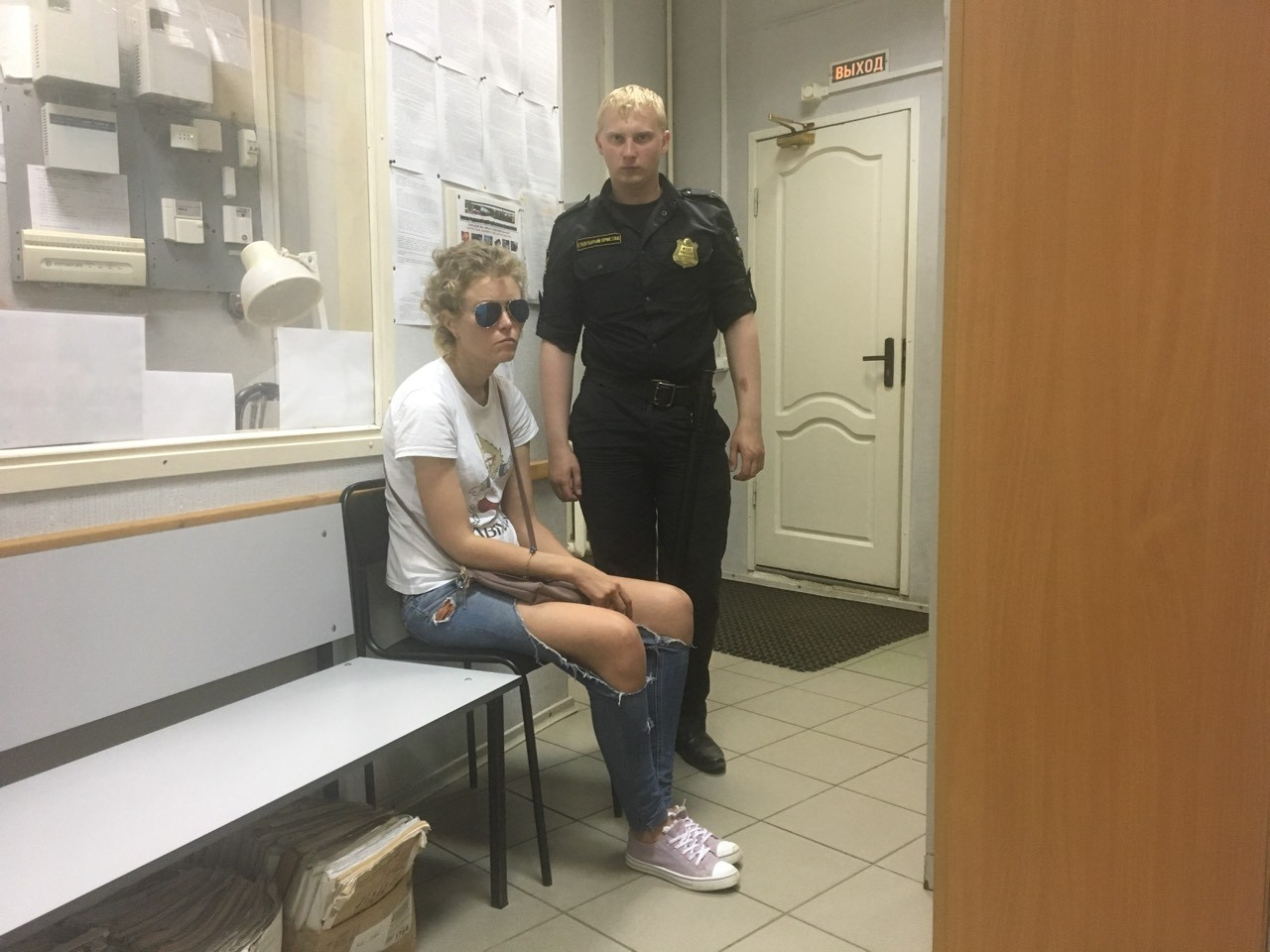 В Ярославле поймали экстравагантного стоматолога, находившуюся в федеральном розыске: кадры