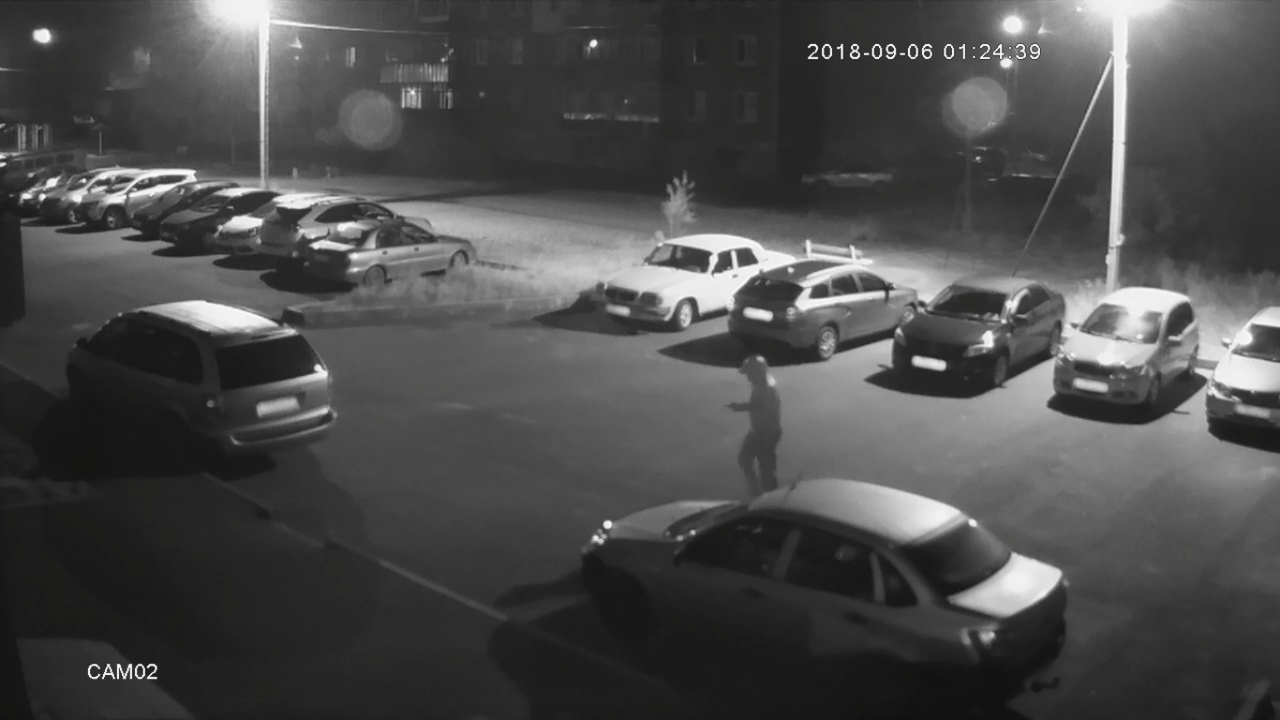Под Ярославлем мужчина расстрелял машину соседа. Видео