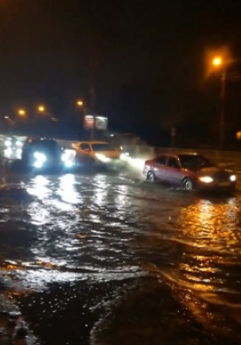 Роковая ошибка: власти признали вину в потопе на проспекте Авиаторов в Ярославле