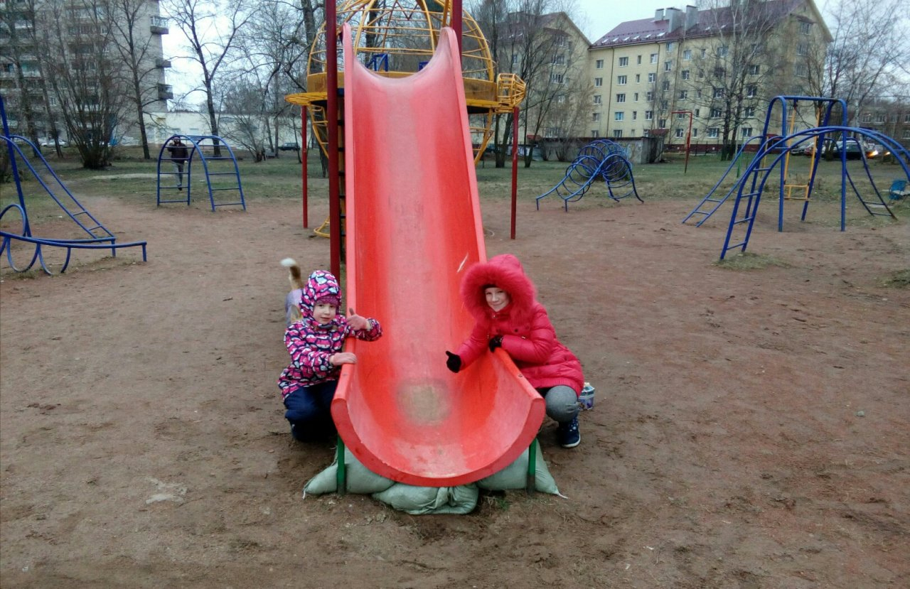 Волков онлайн: малышам вернули горки в Ярославле
