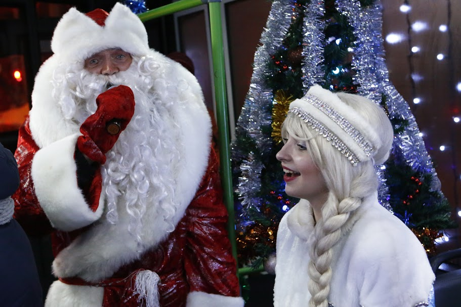 Сладкий подарок и Дед Мороз: каким будет "Волшебный троллейбус" в Ярославле