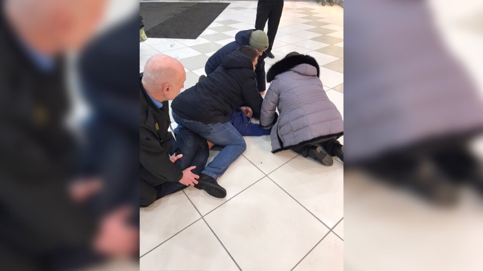 Преступника федерального масштаба поймала охрана магазина в Ярославле