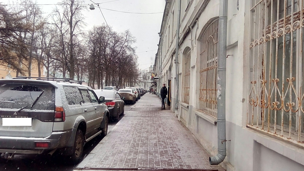 Ярославец устроил пальбу по машинам в центре города