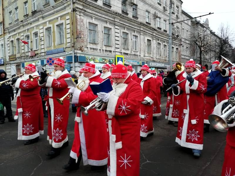 Две тысячи Дедов Морозов нагрянули в Рыбинск