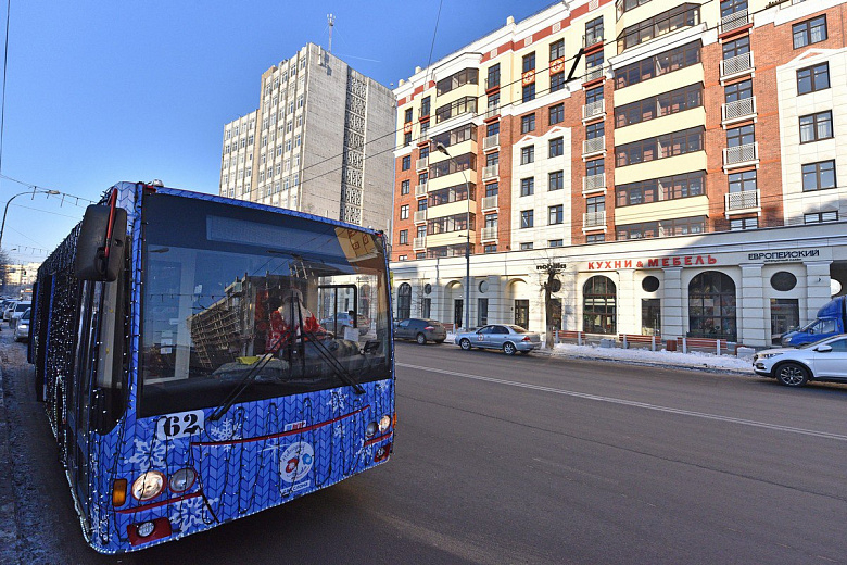 Ходил полупустой: как власти прокомментировали ажиотаж вокруг "волшебного троллейбуса" в Ярославле
