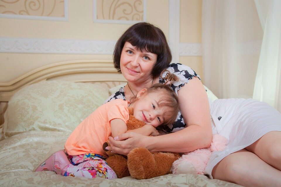 Дочь тянулась к детям: ребенка-инвалида выгнали из детского сада в Ярославле