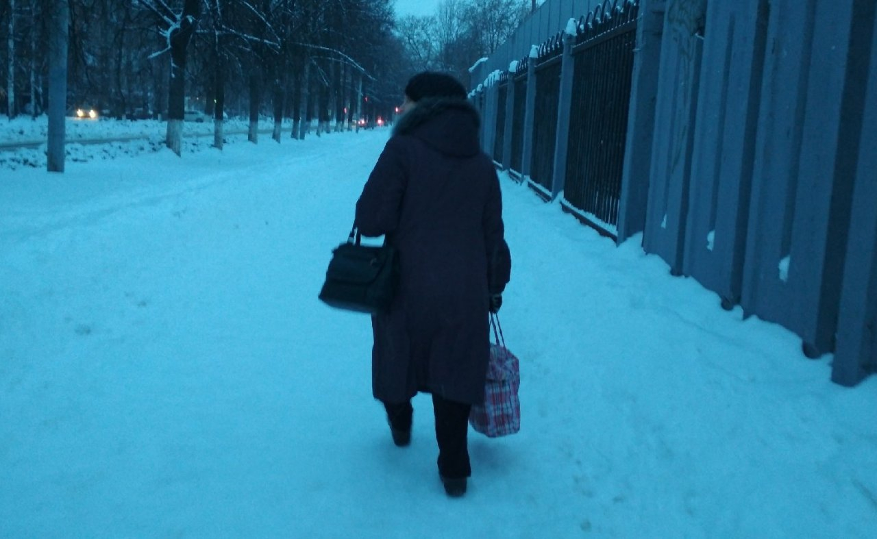 "Верила, что ей 20 лет": как 80-летняя бабушка флиртовала с волонтерами из Ярославля
