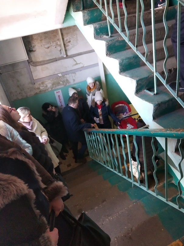 "Это унижение": ярославцы часами стоят за документами на статус нуждающихся