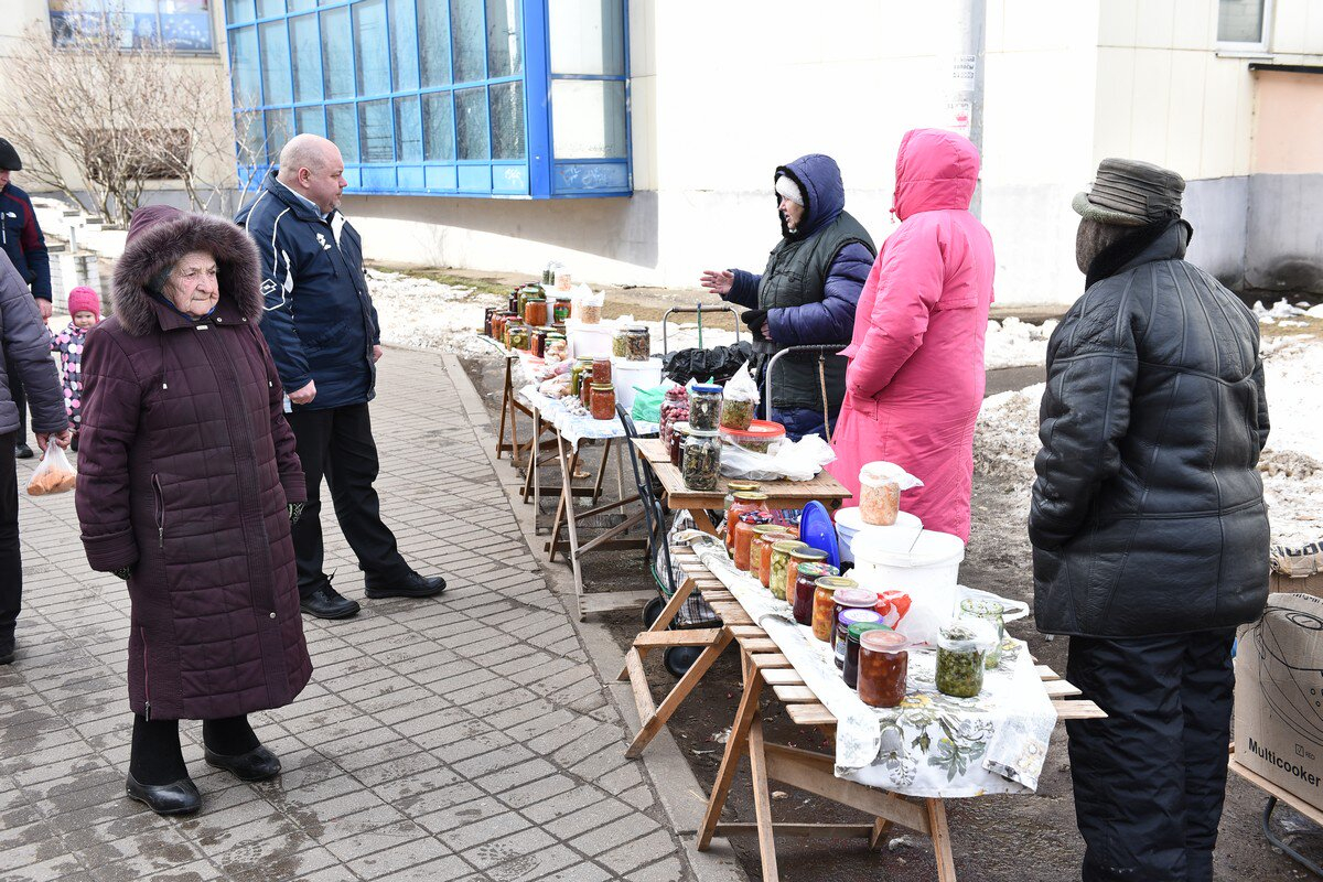 Слезы торговки: бабушек с соленьями прогнали с улиц Ярославля