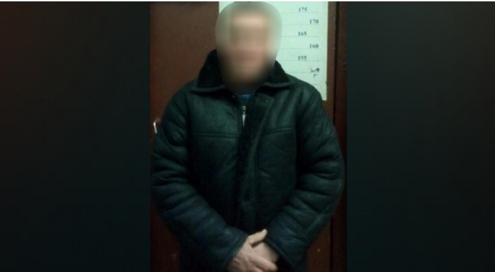 Нападал на детей и женщин: в центре Ярославля поймали манъяка, о котором сообщали волонтеры