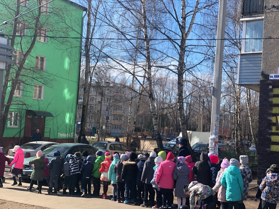 "Сжальтесь над детьми": почему не отменяют шестидневку в школах Ярославля