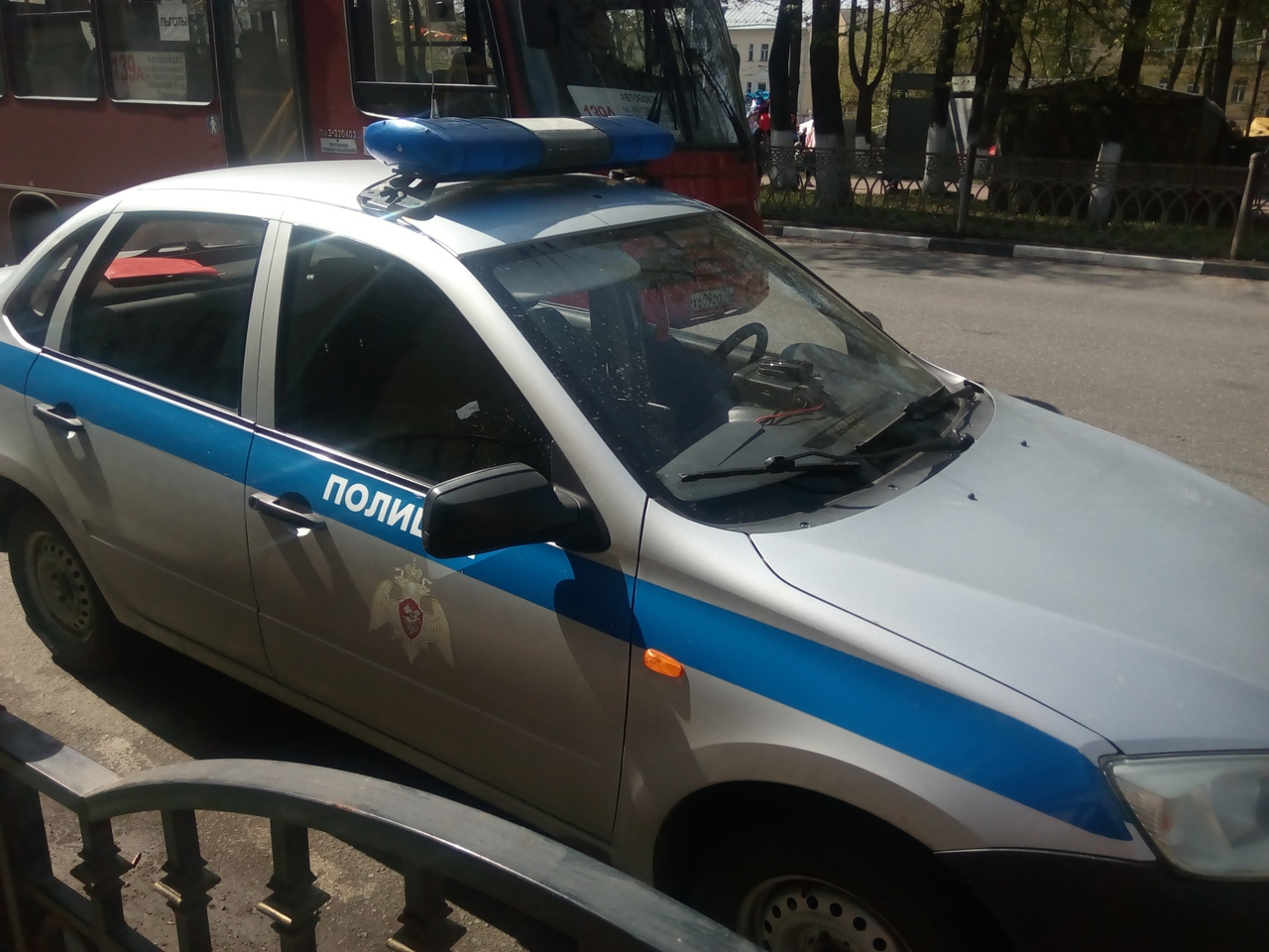 Пассажир «Лады» насмерть разбился в Заволжском районе Ярославля: подробности