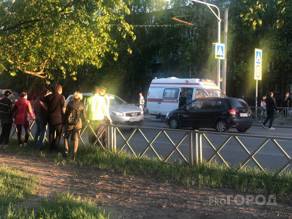 «Сшибло за секунду»: десятки ярославцев стали свидетелями ДТП, в котором пострадал ребенок