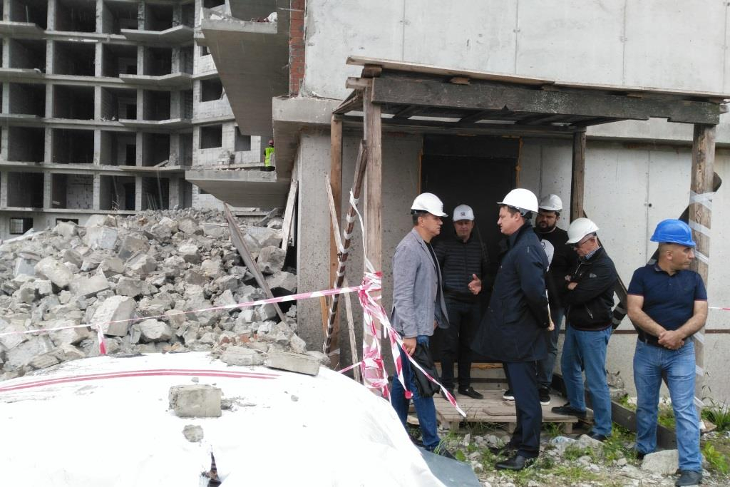 Правительство области: новый подрядчик планирует завершит строительство проблемного дома на проспекте Фрунзе
