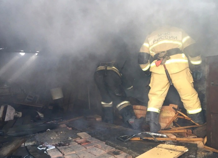 Женщина погибла в пожаре под Ярославлем: подробности трагедии