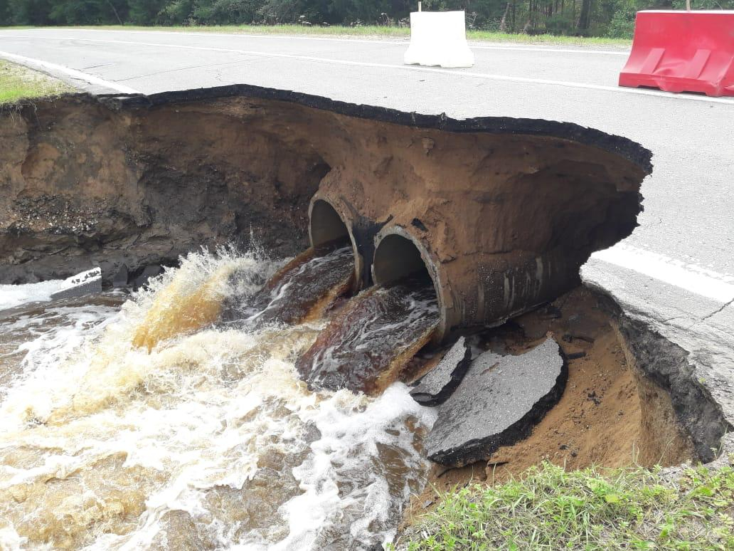 Ищите объезд: из-за обвала  перекрыли несколько дорог в Ярославской области