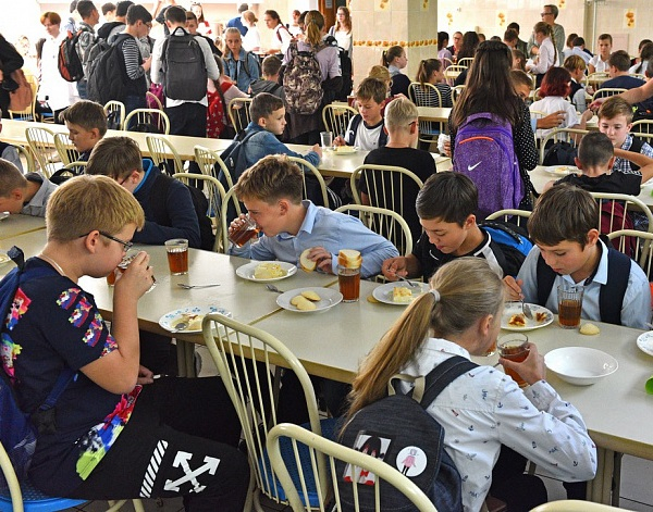 Детям - не верьте: что показала проверка школьного питания в Ярославле