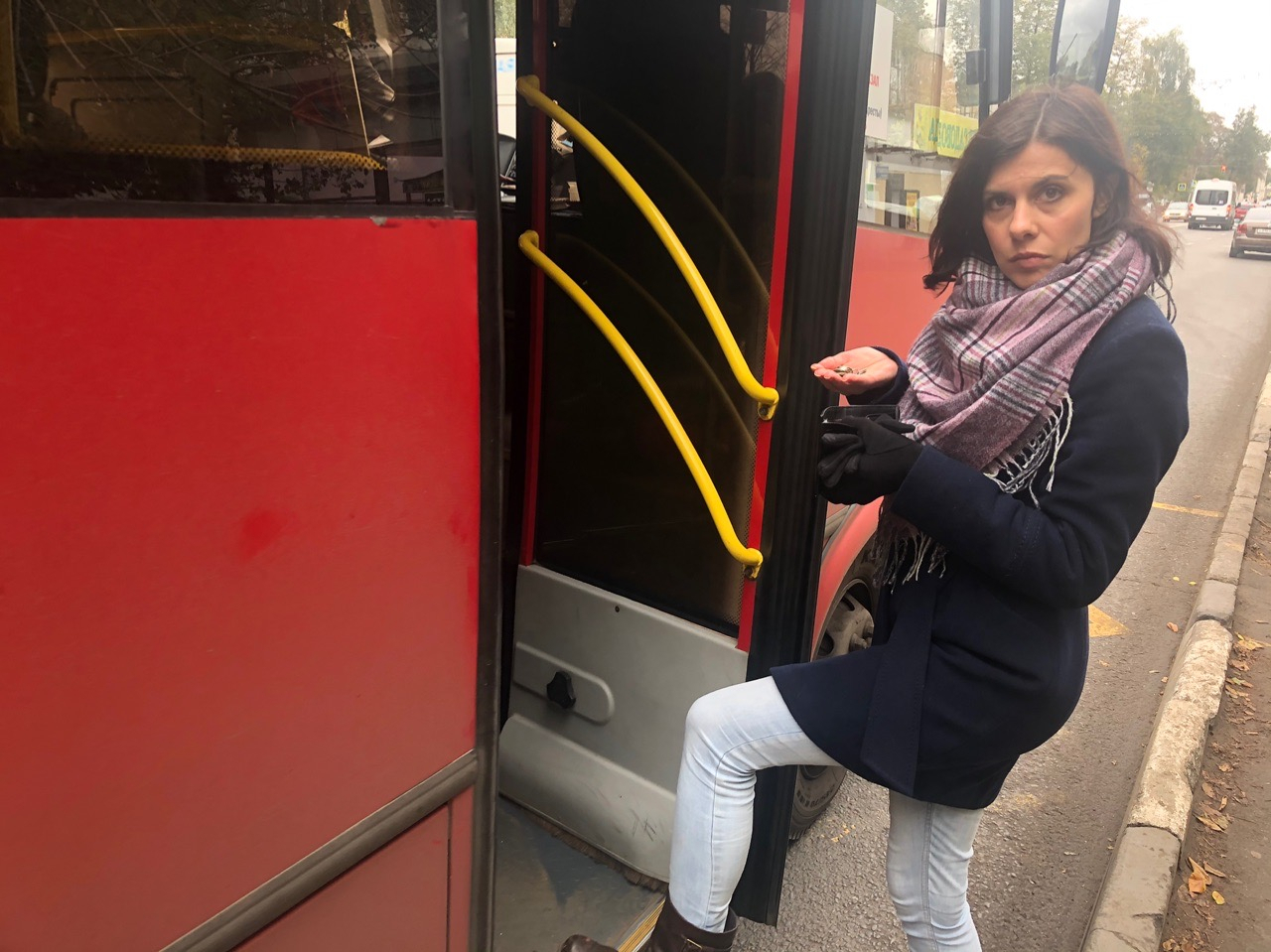 "Испугались гнева пассажиров": почему кондукторы исчезли из автобусов Ярославля
