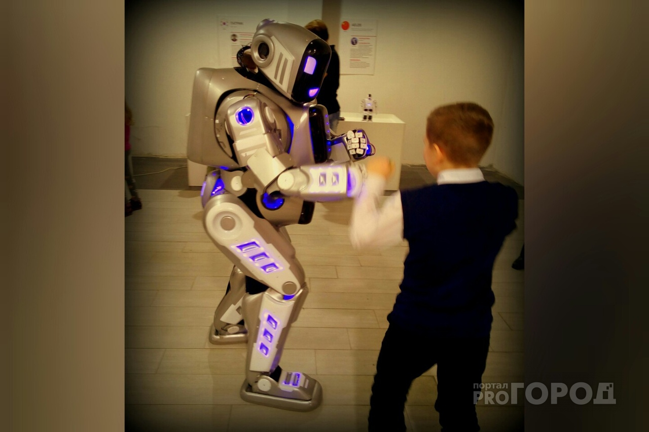 Робот Борис, оказавшийся человеком, вернулся: в Ярославле открылся форум "Проектория"