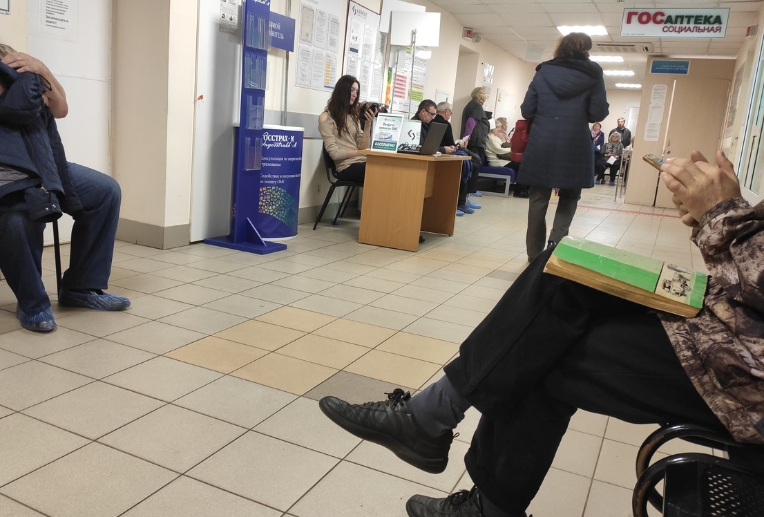 Четыре года с иглой в животе: житель Ярославля судится с врачами