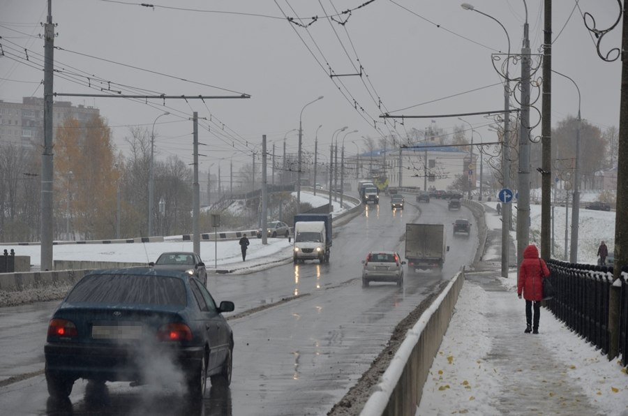 "Дышим пылью": синоптики рассказали, когда в Ярославле выпадет снег