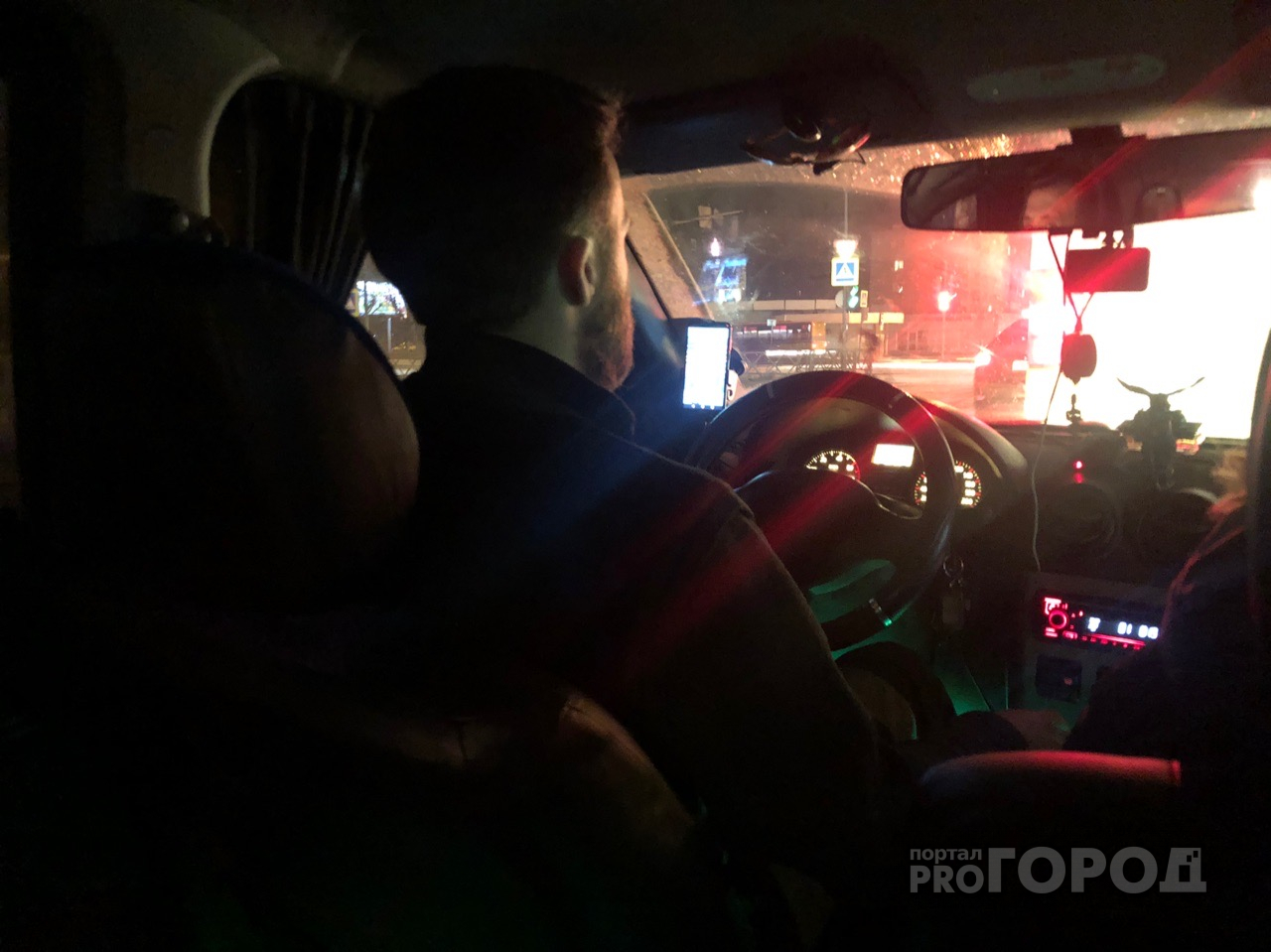 Штрафы за "аварийку": в Госдуме предложили наказывать наглых водителей