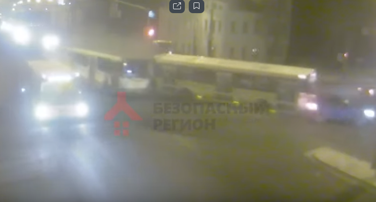 "У водителя сердечный приступ": появилось видео смертельного ДТП на Московском проспекте