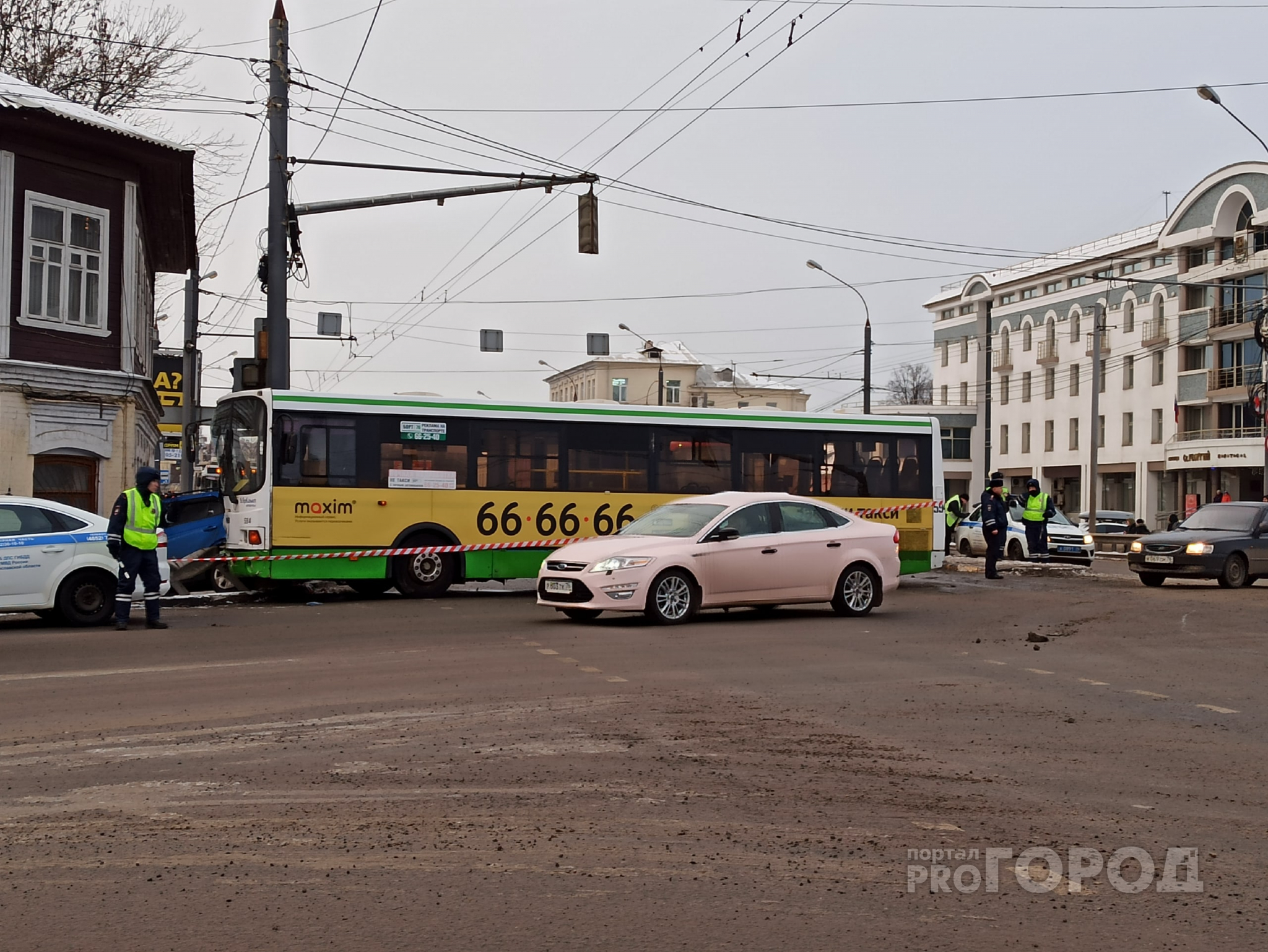 Авария на Московском проспекте Ярославль сейчас. Лоб люберцы