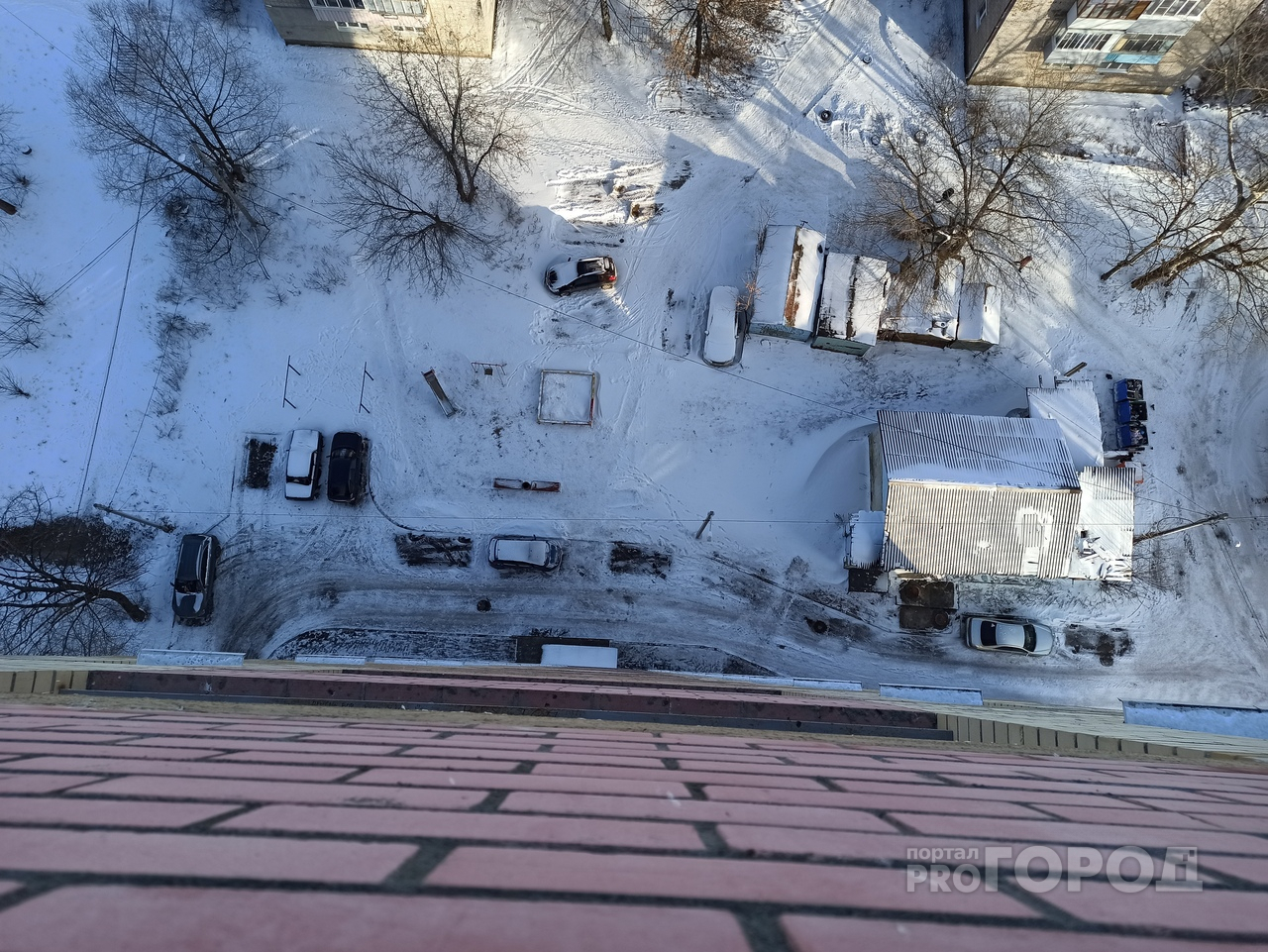 В Ярославле девочка упала с 19 этажа