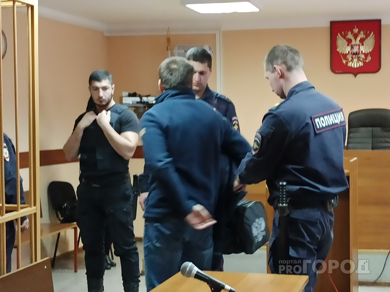 Экс-сотрудники  ярославской колонии признали вину по делу об избиениях