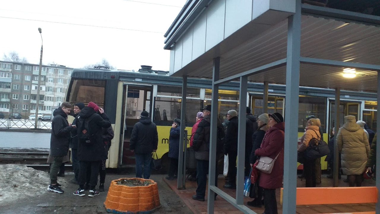 Пассажиров нет: в Ярославле закрыли автобусный маршрут