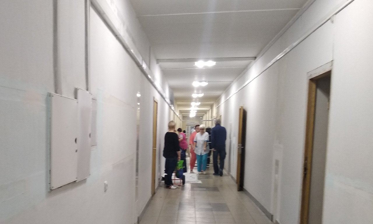 Из-за пациента с "короной" закрыли еще одно отделение Соловьевской больницы в Ярославле: его история