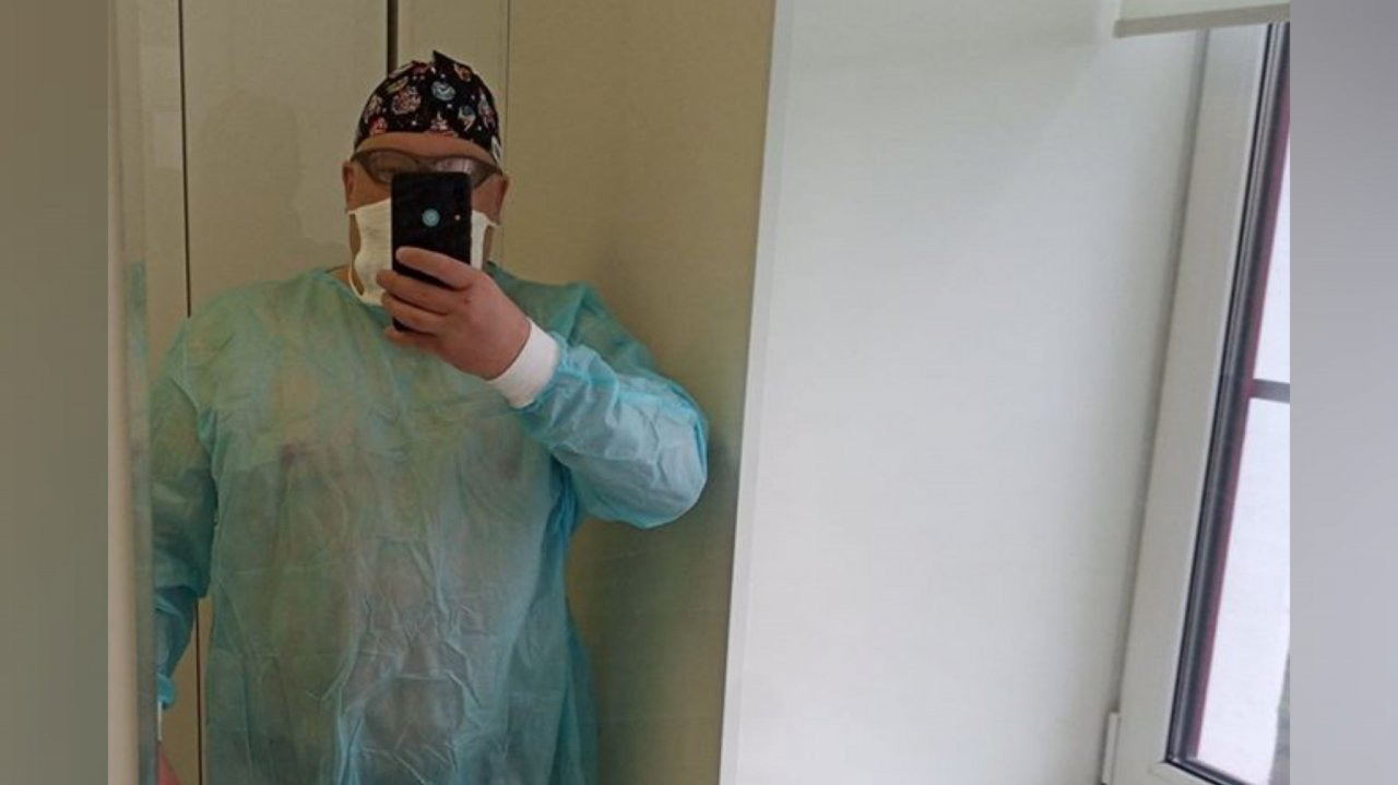 "Снял даже штаны": врач-онколог из Ярославля поддержал тульскую медсестру в купальнике
