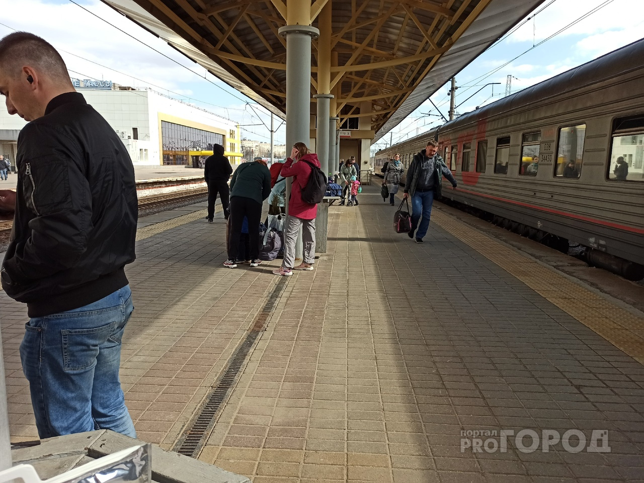 Поезд отрезал ноги: под Ярославлем при страшных обстоятельствах погиб мужчина