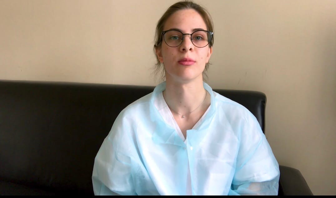 «Самых слабых поим с рук»: студентка меда рассказала о работе в госпитале ветеранов