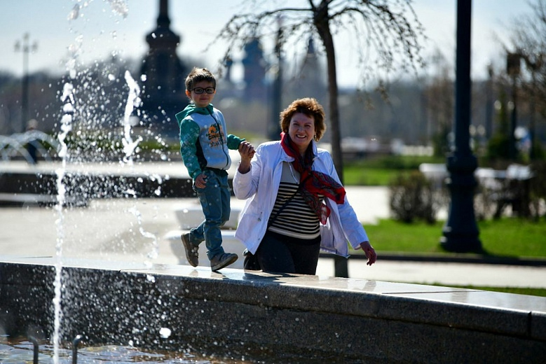 Изнываем от жары: ярославцам сообщили, почему не работают фонтаны