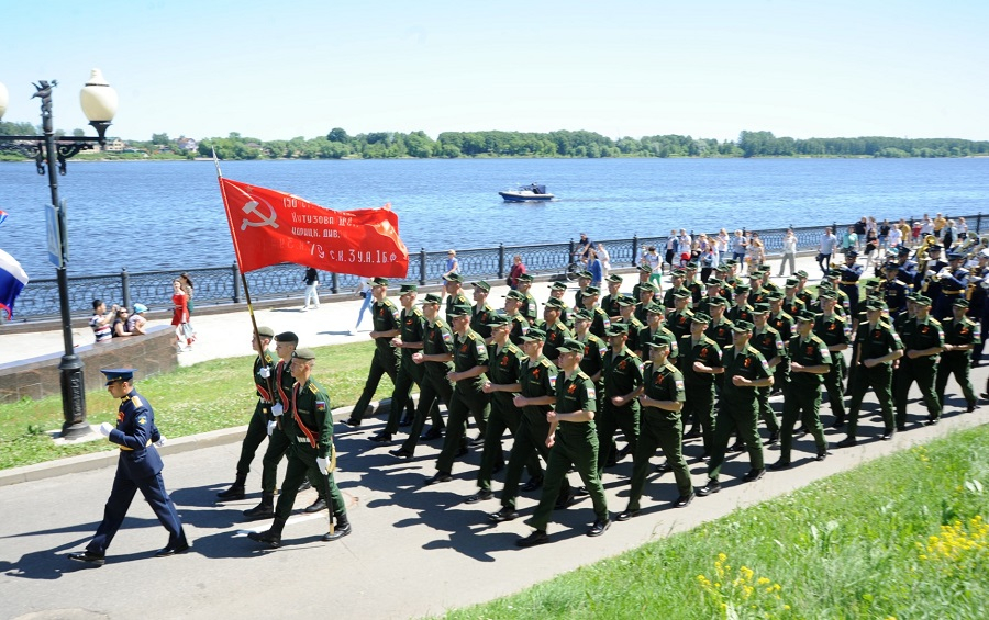 Губернатор поздравил ярославцев с 75-летием победы в Великой Отечественной войне