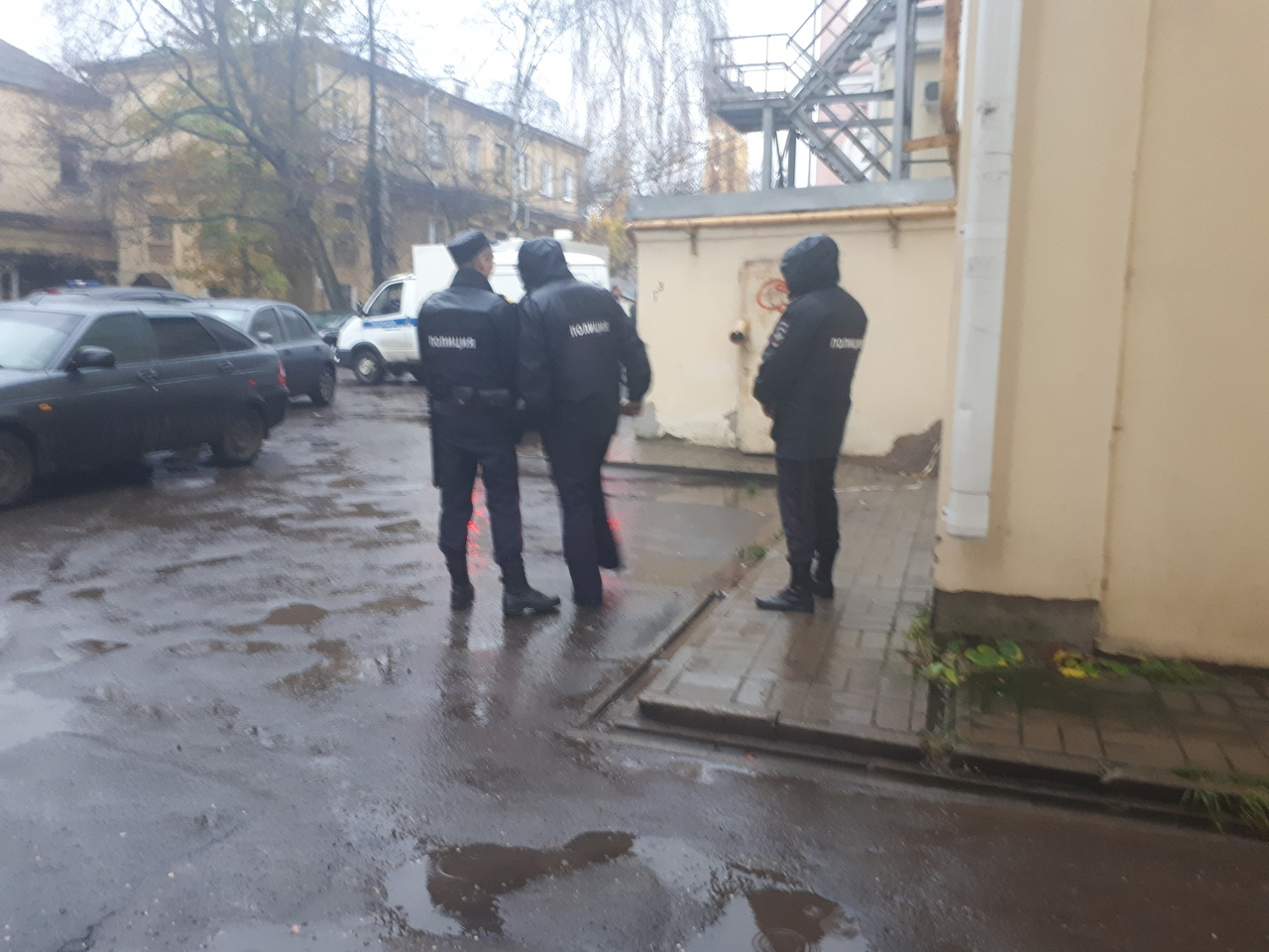 Угрожали ножом: двое подростков изощренно издевались над другом под Ярославлем