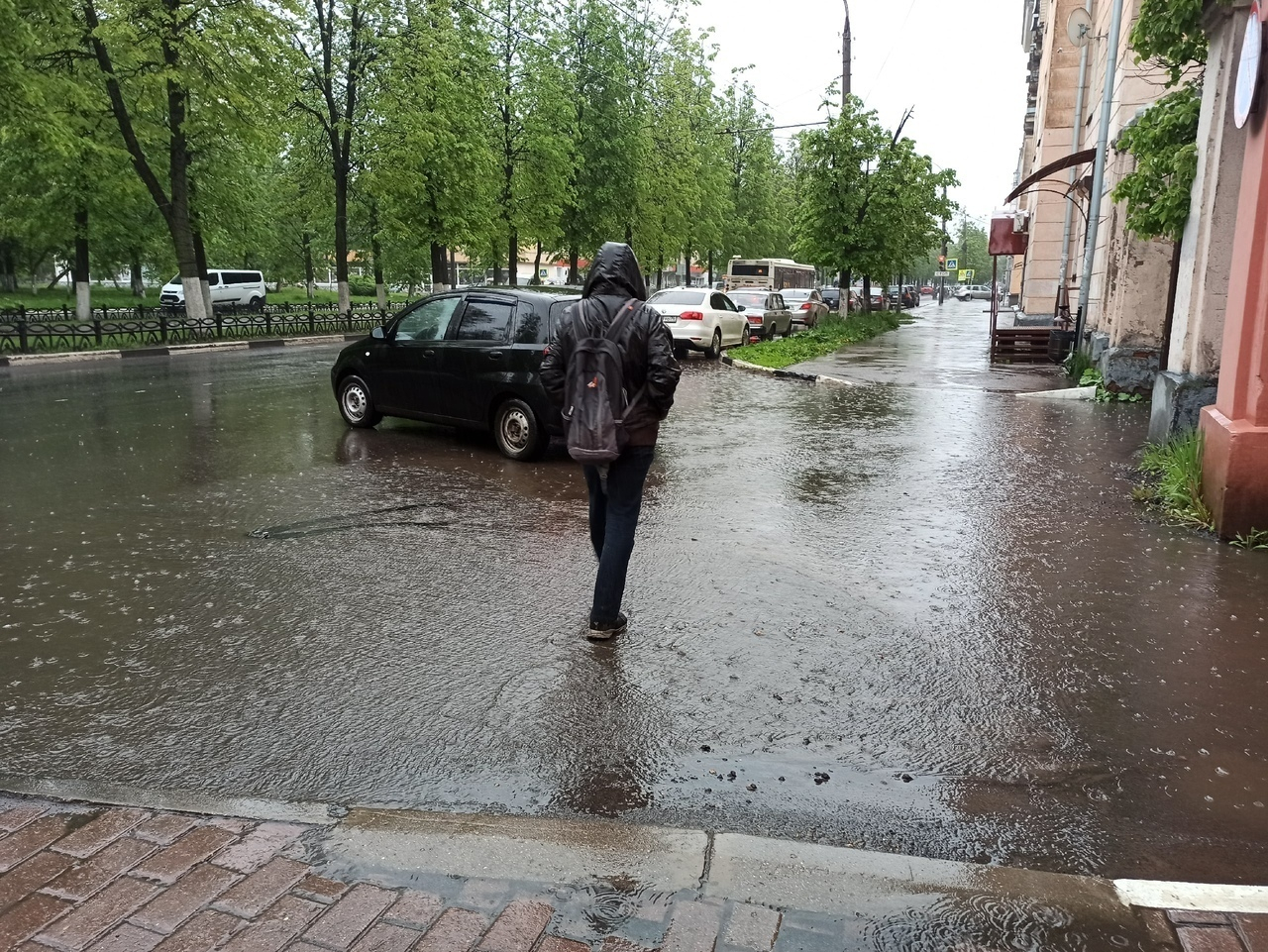 Непогода обрушится на Ярославль: экстренное предупреждение от МЧС
