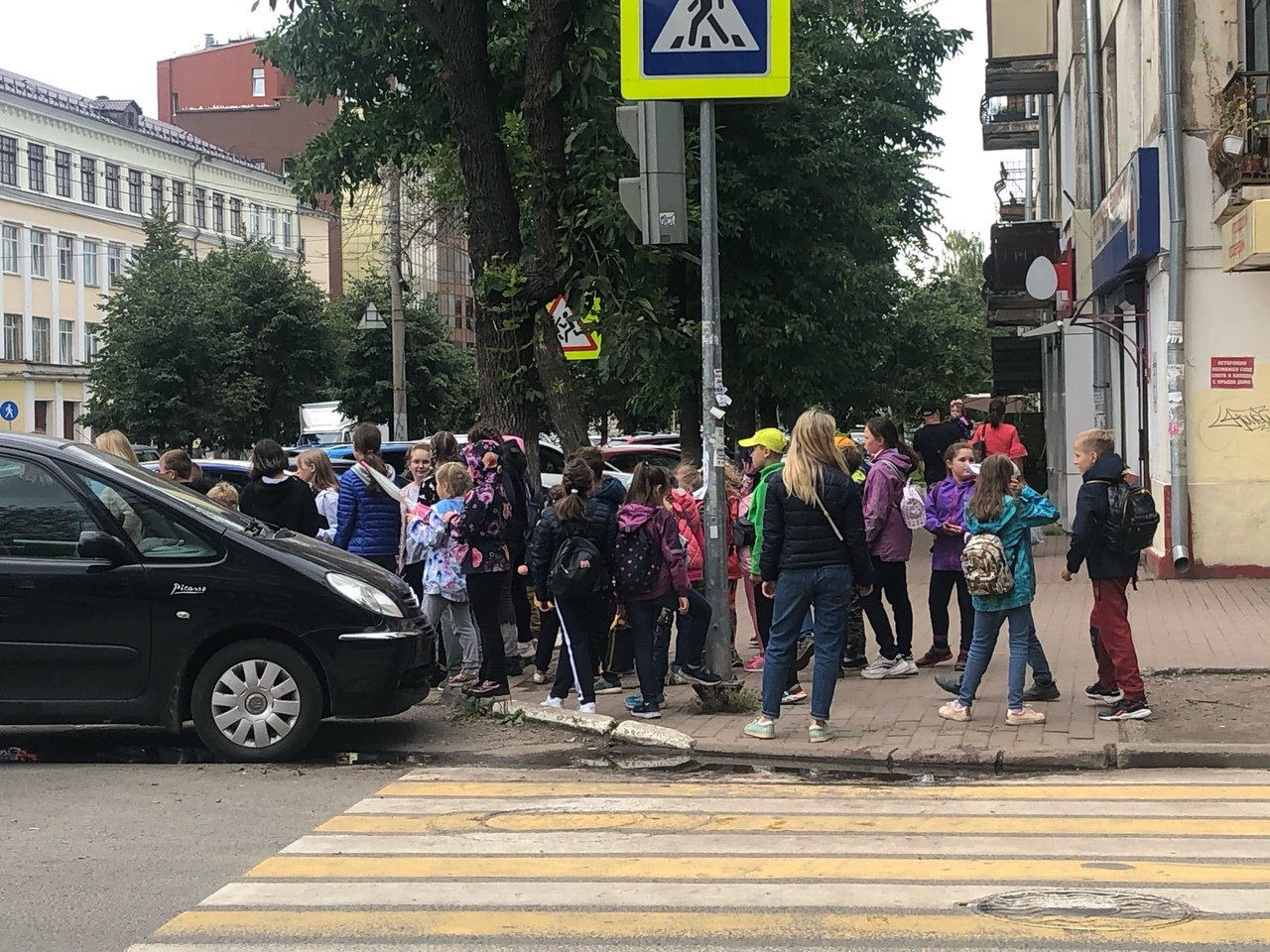 Два пособия для семей с детьми перед учебным годом: кому дадут