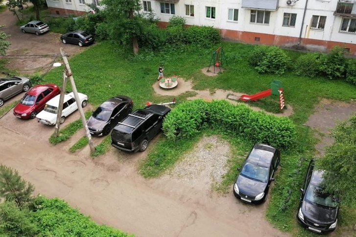 Ярославцев начали массово штрафовать за парковку: результаты первых рейдов